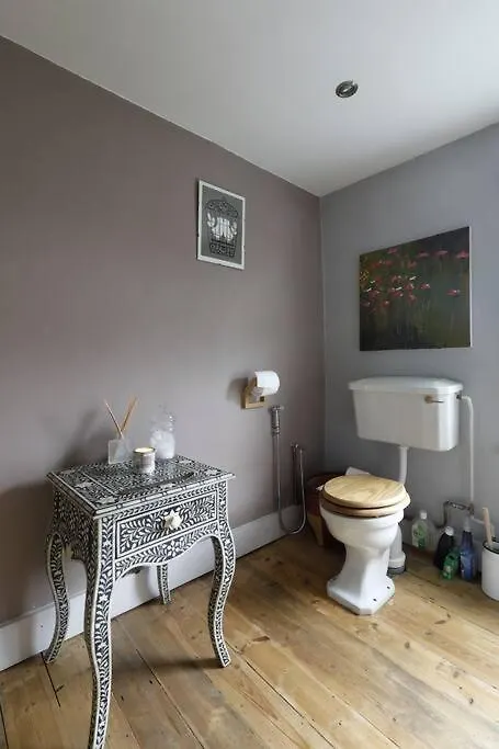 Three Bedroomed Victorian Family House, Garden Hove